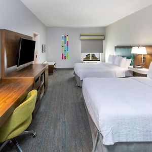 Queen Room Two Queen Beds Accessible Tub Mobility Access